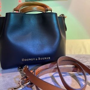 Dooney & Bourke - Mini Leather Barlow
